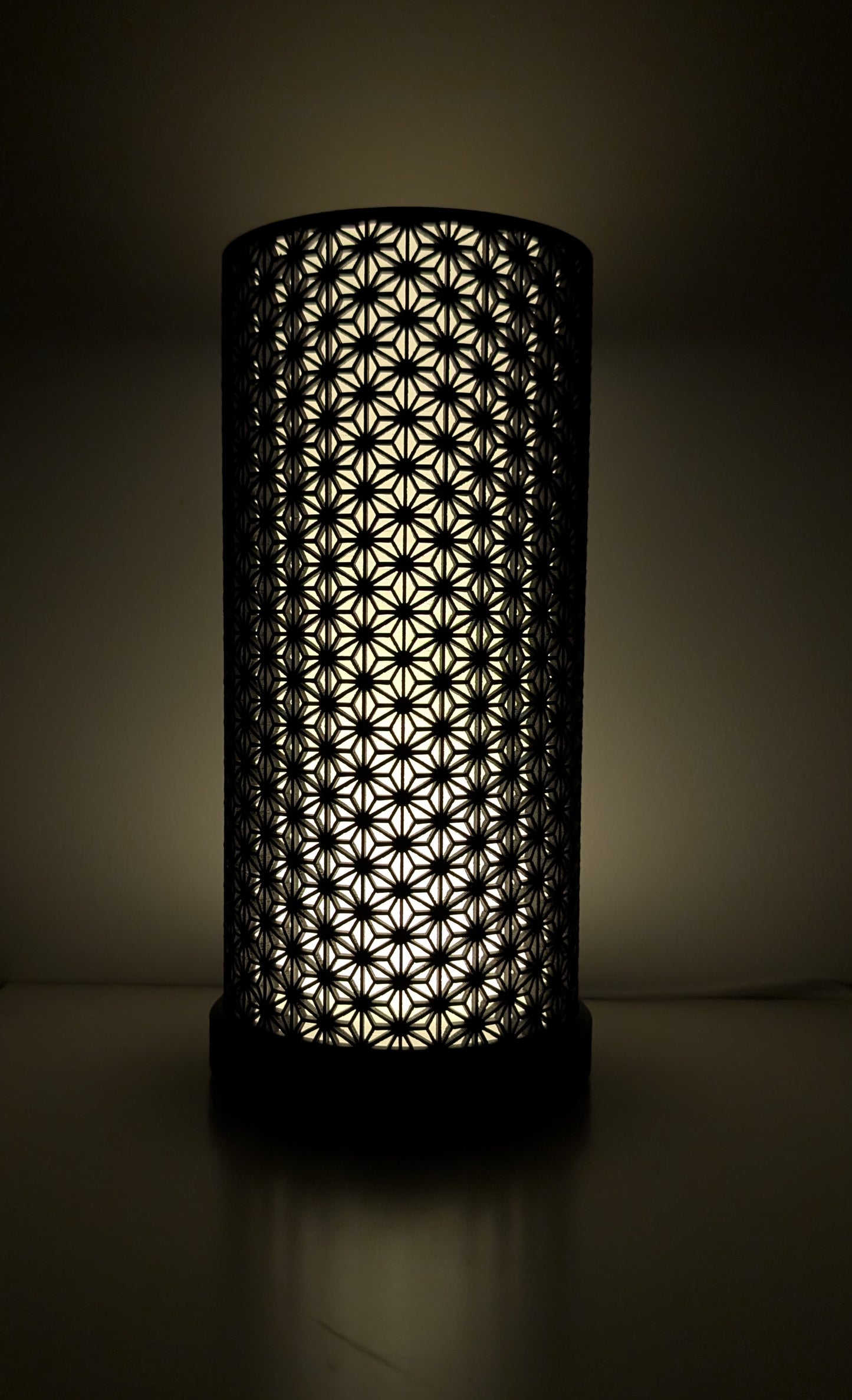 Kumiko Inspired Lamp